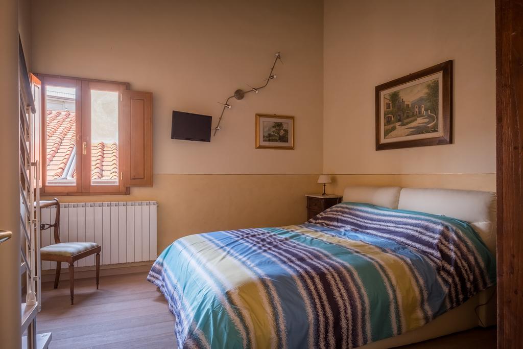 Carpe Diem Guesthouse Florence Exterior photo